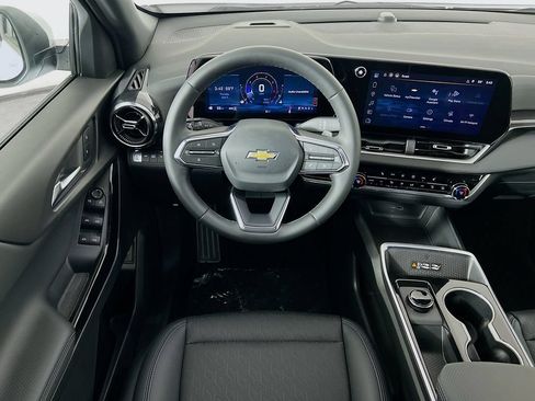 New 2026 Chevrolet Equinox LT w/ Convenience Package II AWD/4WD image 22