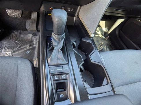 Used 2025 Toyota Camry LE w/ Convenience Package FWD image 11