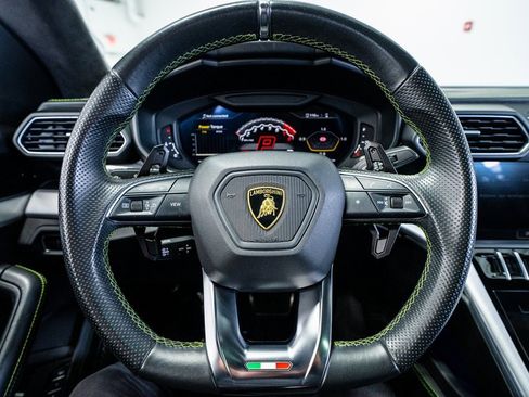 Used 2019 Lamborghini Urus image 45