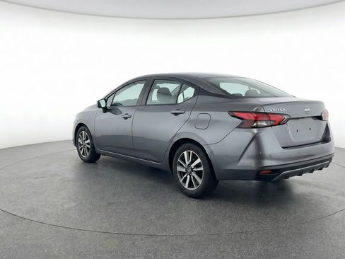 Used 2025 Nissan Versa SV image 6