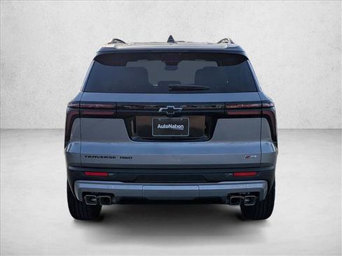 New 2026 Chevrolet Traverse Z71 w/ Enhanced Driving Package image 8