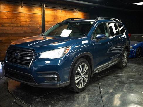 Used 2019 Subaru Ascent Limited w/ Popular Package #3 AWD/4WD image 2