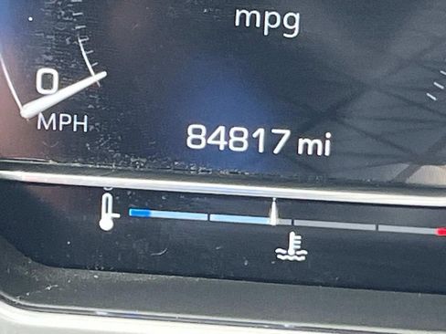 Used 2022 GMC Sierra 1500 Denali image 42