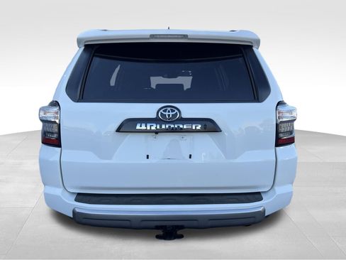 Used 2024 Toyota 4Runner TRD Off-Road Premium w/ Moonroof Package AWD/4WD image 6