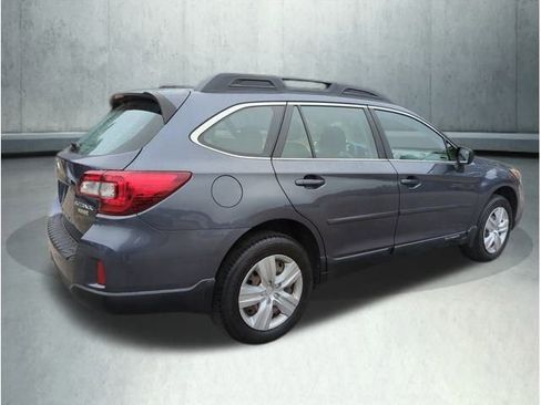 Used 2016 Subaru Outback 2.5i image 6