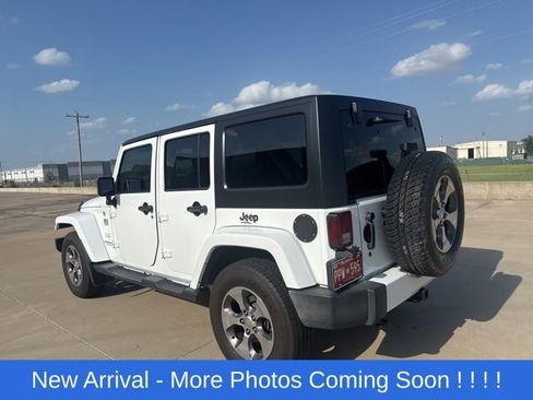 Used 2016 Jeep Wrangler Unlimited Sahara w/ Max Tow Package AWD/4WD image 7