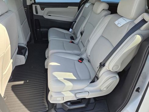 New 2026 Honda Odyssey EX-L image 17