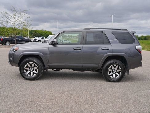 Used 2020 Toyota 4Runner TRD Off-Road Premium AWD/4WD image 10