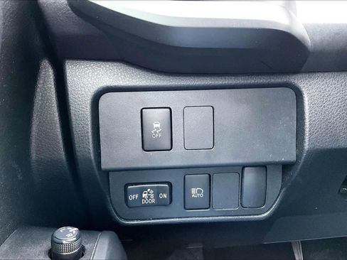 Used 2023 Toyota Tacoma SR image 33