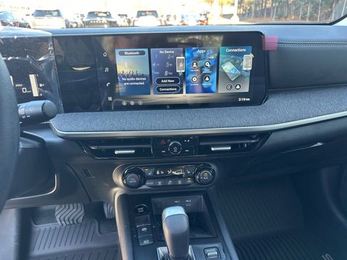 New 2026 Nissan Kicks SV image 27