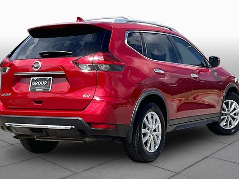 Used 2017 Nissan Rogue SV FWD image 13