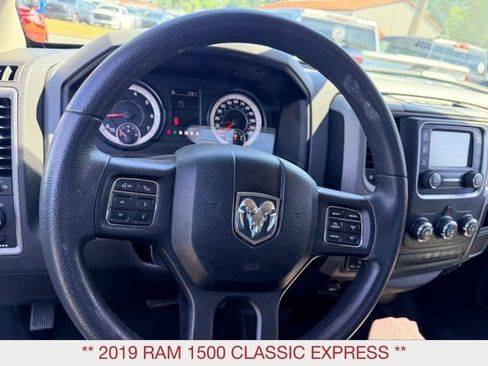 Certified 2019 RAM 1500 Express w/ Express Value Package AWD/4WD image 14