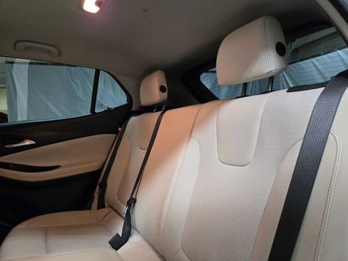 Used 2024 Buick Encore GX Preferred FWD image 17