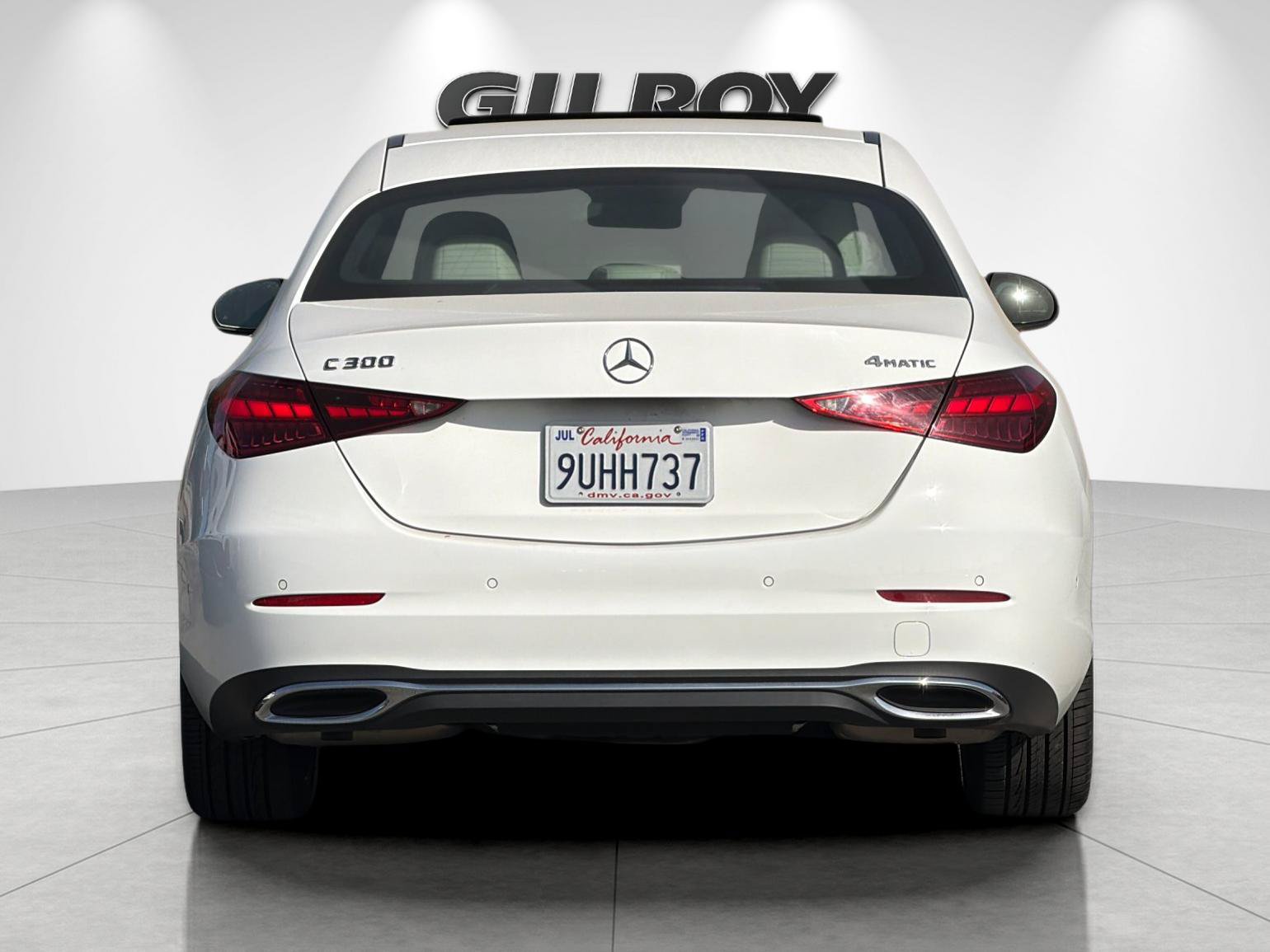 Used 2025 Mercedes-Benz C 300 4MATIC Sedan image 5