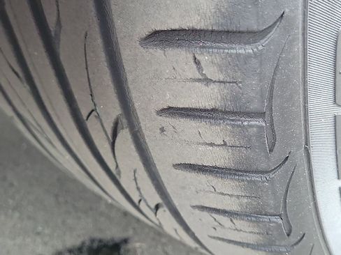 Used 2016 Ford Mustang Coupe image 24