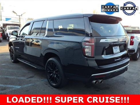 Used 2023 Chevrolet Suburban High Country w/ Advanced Technology Package image 4