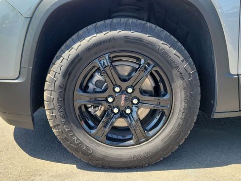 Used 2023 GMC Acadia AT4 w/ Technology Package AWD/4WD image 33