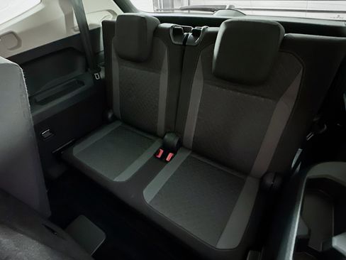 Used 2019 Volkswagen Tiguan S w/ Driver Assistance Package image 28