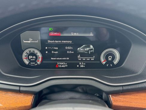 Used 2022 Audi Q5 2.0T Premium Plus w/ Premium Plus Package image 21