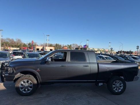 Used 2017 RAM 2500 Laramie w/ Protection Group AWD/4WD image 8