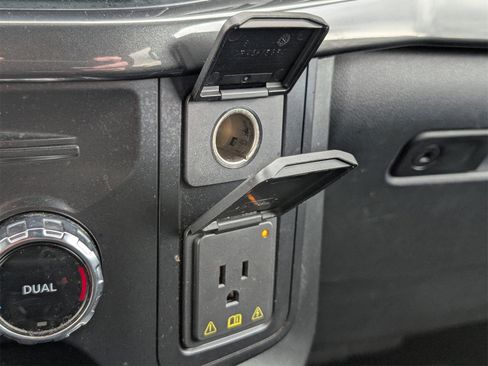 Used 2022 Ford F150 XLT w/ Equipment Group 302A High image 21