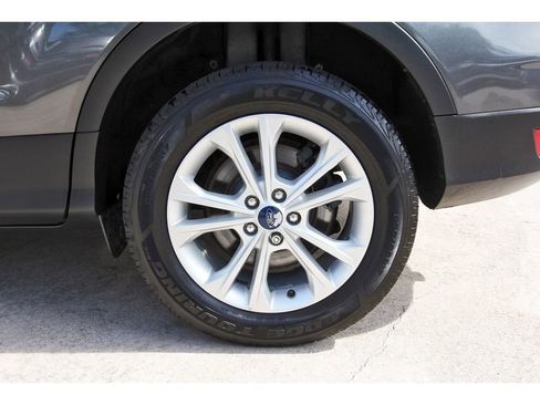 Used 2019 Ford Escape SE FWD image 32