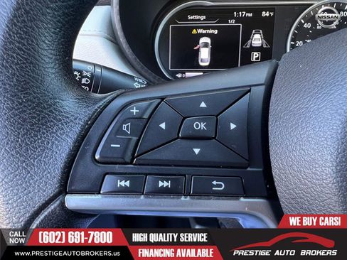 Used 2021 Nissan Versa SV image 28