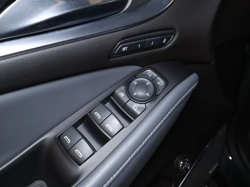 Used 2020 Buick Enclave Premium w/ Sun and Sites Package image 13