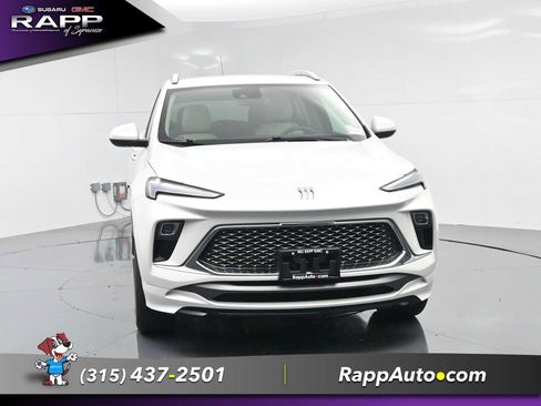 Used 2024 Buick Encore GX Avenir w/ Avenir Convenience Package FWD image 4