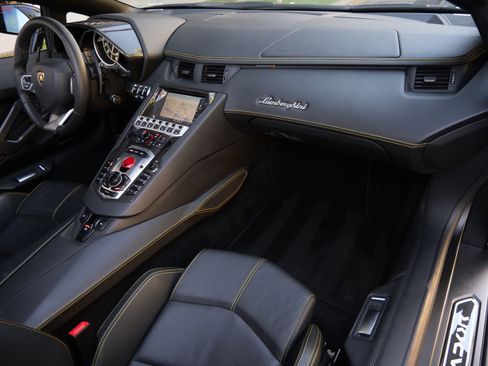 Used 2014 Lamborghini Aventador LP 700-4 AWD/4WD image 7
