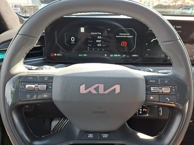 Certified 2026 Kia EV9 GT-Line AWD/4WD image 18