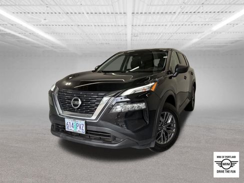 Used 2021 Nissan Rogue S AWD/4WD image 1