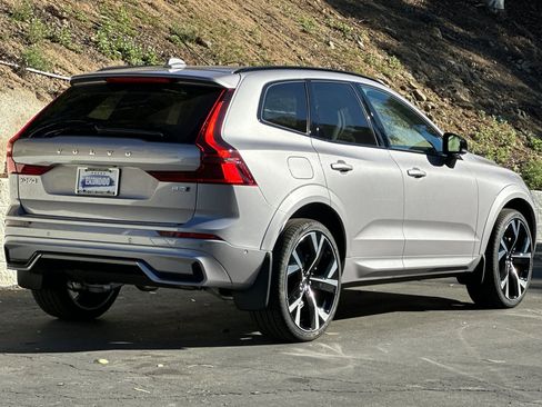 New 2026 Volvo XC60 B5 Ultra image 5