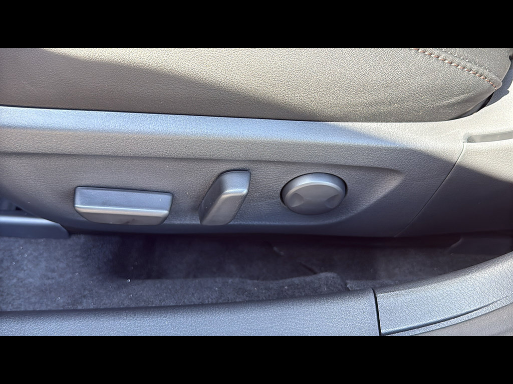 New 2026 MAZDA MAZDA3 s FWD image 19