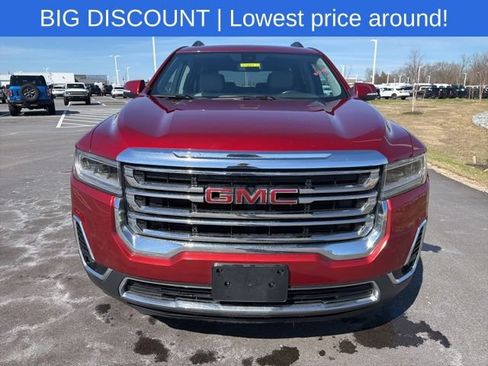 Used 2023 GMC Acadia SLT AWD/4WD image 3
