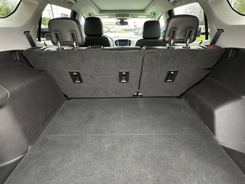 Used 2019 GMC Terrain SLT w/ Preferred Package AWD/4WD image 23