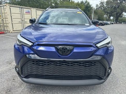 Used 2025 Toyota Corolla Cross AWD Hybrid w/ Convenience Package image 6