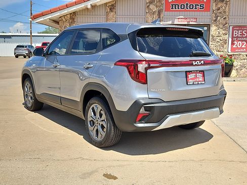 Used 2026 Kia Seltos LX AWD/4WD image 2