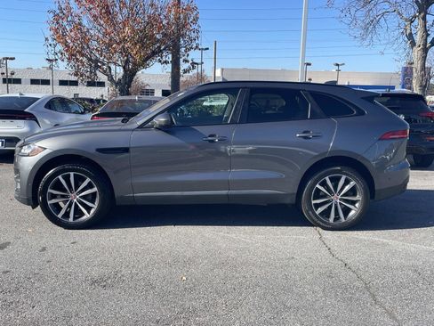 Used 2019 Jaguar F-PACE Prestige image 2