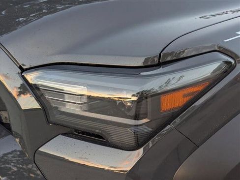 Used 2026 Toyota 4Runner SR5 AWD/4WD image 6
