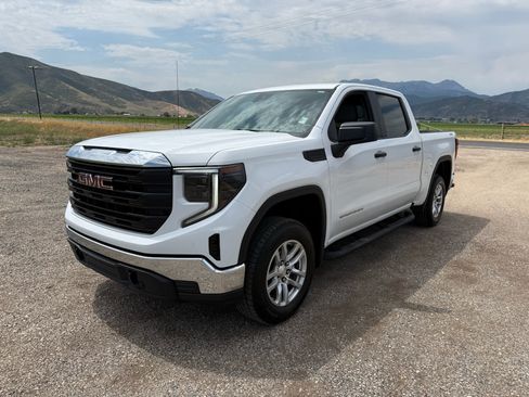 Used 2022 GMC Sierra 1500 Pro w/ Fleet Convenience Package AWD/4WD image 3