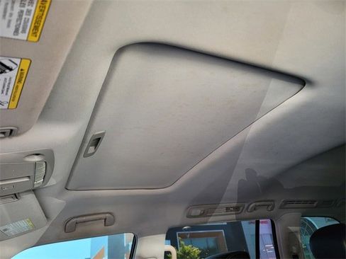 Used 2020 Nissan Armada Platinum image 17