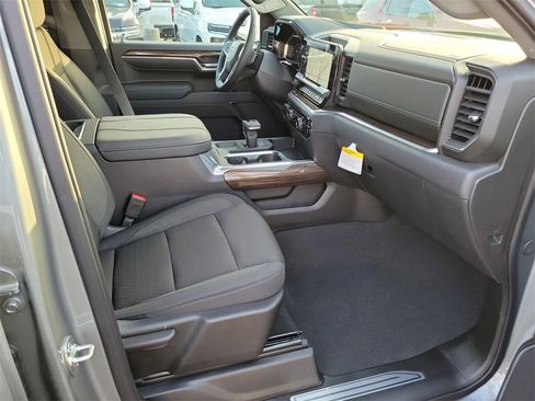 New 2026 Chevrolet Silverado 1500 RST w/ Z71 Off-Road Package image 17