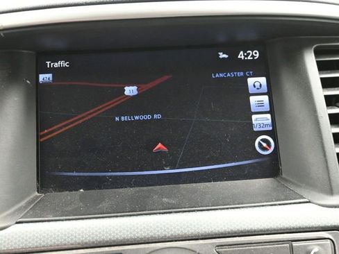 Used 2019 Nissan Pathfinder SL FWD image 18