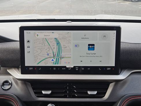 Used 2025 Ford Explorer ST-Line w/ ST-Line Street Pack image 20