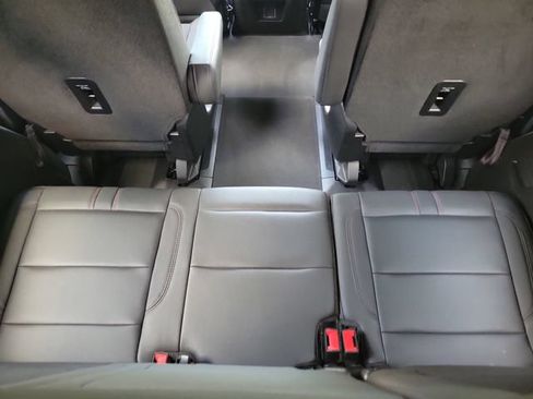 Used 2023 Chevrolet Tahoe RST w/ Luxury Package RWD image 10