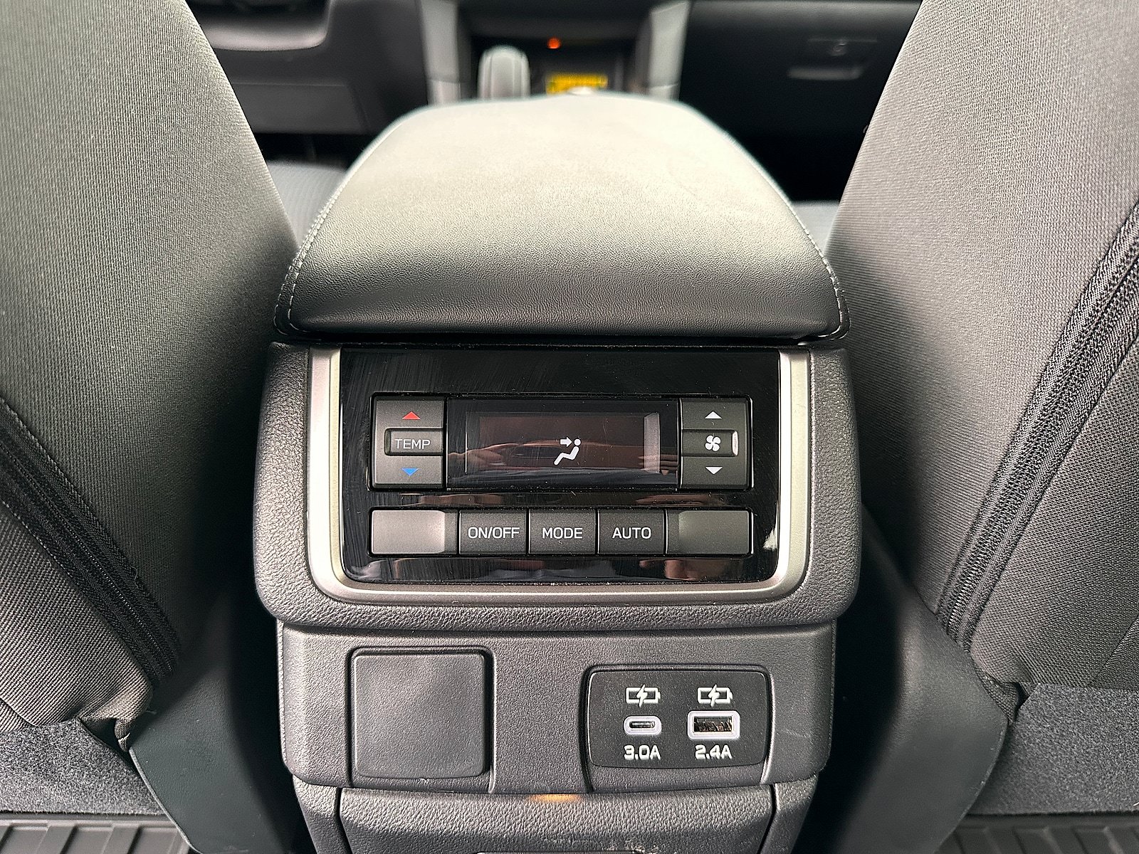 Used 2025 Subaru Ascent Premium AWD/4WD image 14