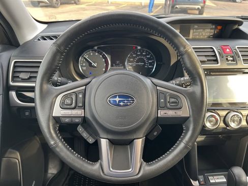 Used 2017 Subaru Forester 2.5i Touring image 12