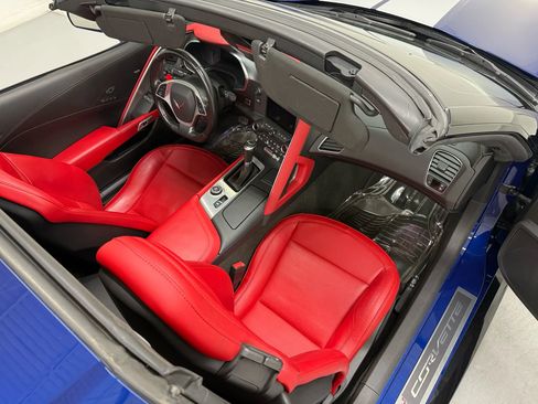 Used 2018 Chevrolet Corvette Grand Sport image 11