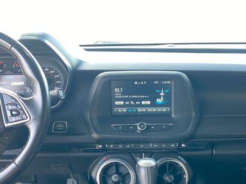 Used 2017 Chevrolet Camaro LT image 19